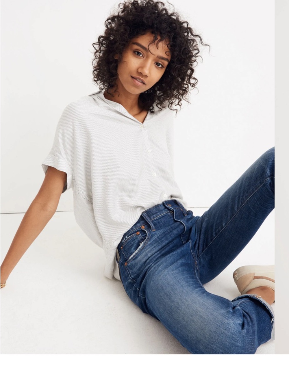 Madewell Women’s Central Shirt
Luis Stripe
Size Medium - Picture 5 of 6